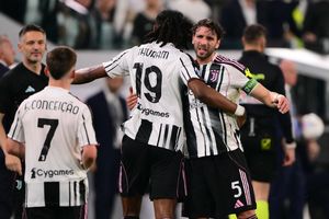 Kritik Wasit soal Kartu Kuning, Manuel Locatelli Minta Penggawa Juventus Lebih Tanpa Ampun
