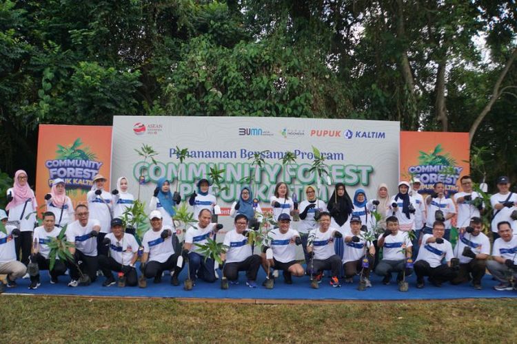 Jumlah pohon yang ditanam lewat program Community Forest sudah mencapai 612.180 pohon dan tersebar di lima provinsi di Indonesia, yakni Kalimantan Timur (Kaltim), Jawa Barat (Jabar), Sumatera Barat (Sumbar), Nusa Tenggara Timur (NTT), dan Papua Barat. 