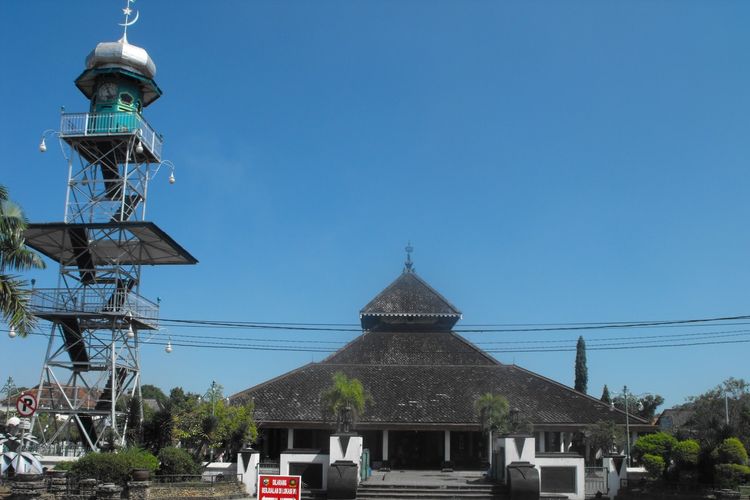Peranan kerajaan-kerajaan islam di indonesia pada abad ke-16 sampai ke-17 adalah