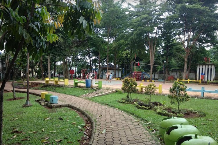 Taman Flamboyan Jakarta Timur