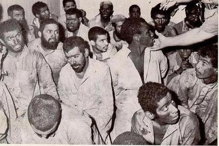 Para pengikut Juhaiman Al-Otabi dalam serangan di Masjidil Haram tahun 1979