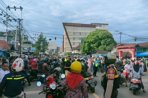 Tolak Eksekusi Lahan, Warga Blokade Akses Utama Menuju Pusat Kota Ambon