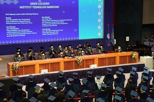 632 Mahasiswa S1 ITB Lulus Cumlaude pada Juli 2022, Siapa Peraih IPK Tertinggi?