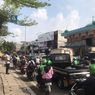 Hari Pertama Penutupan Pelintasan Rel di Jalan Dewi Sartika, Volume Kendaraan Saat Jam Kerja Padat