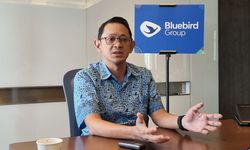 Blue Bird Bidik Jadi Transportasi Penghubung LRT Jabodebek dan Kereta Cepat