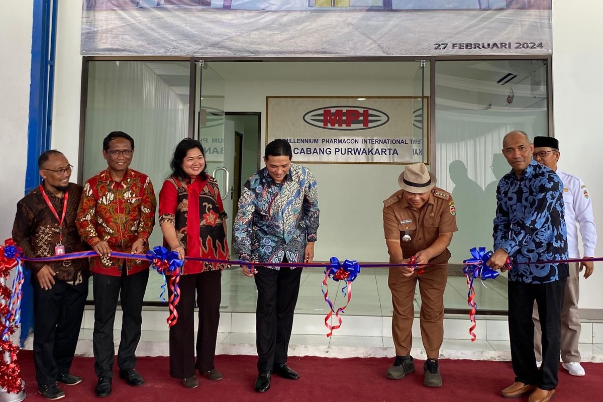 Emiten distributor farmasi, PT Millennium Pharmacon International Tbk (SDPC) membuka cabang baru yang ke-35 di Kabupaten Purwakarta, Jawa Barat. 