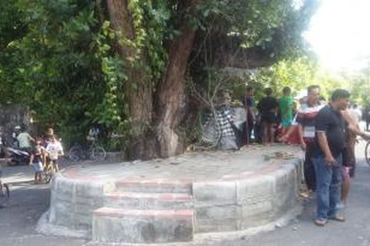 Lokasi penemuan tas mencurigakan di jalan Mertasari Sanur Denpasar 