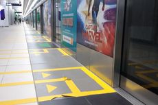 Stiker Garis Antrean MRT di Bundaran HI Mulai Rusak