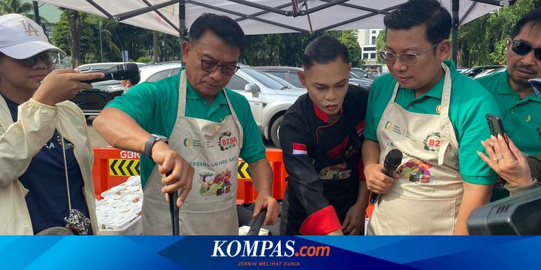 Saat Moeldoko Masak Nasgor Sorgum, Teringat Masa Kecil Susah Dapat Nasi...