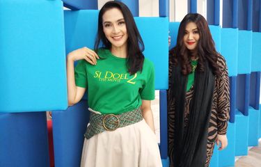 Cornelia Agatha Tak Mau Foto Bareng Maudy Koesnaedi bila ...