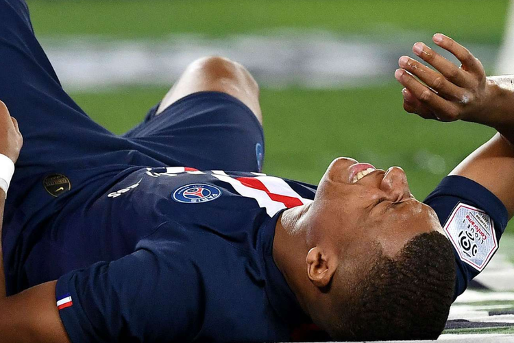 Mbappe mengalami cidera saat PSG menang melawa Toulouse pada hari Senin (26/8/2019)