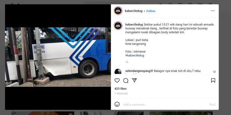 Armada bus transjakarta menabrak tiang di Tangerang, Jumat (11/2/2022), sekitar pukul 13.21 WIB. Bus tersebut mengalami rusak pada bagian bodi sebelah kiri. 