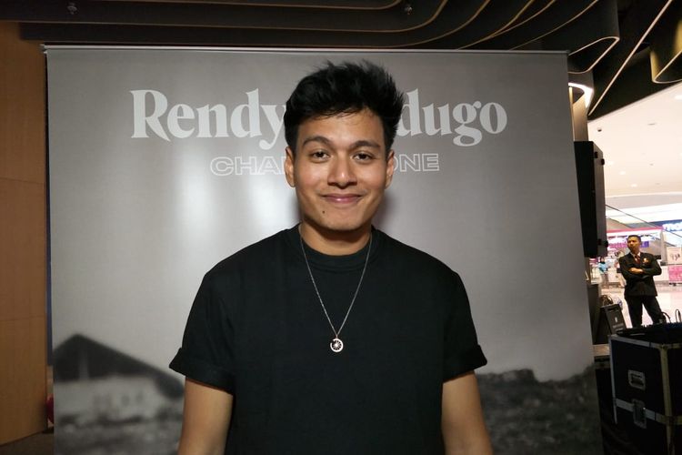 Rendy Pandugo dalam jumpa pers peluncuran EP Chapter One di Mall of Indonesia, Jakarta Utara, Kamis (20/2/2020).