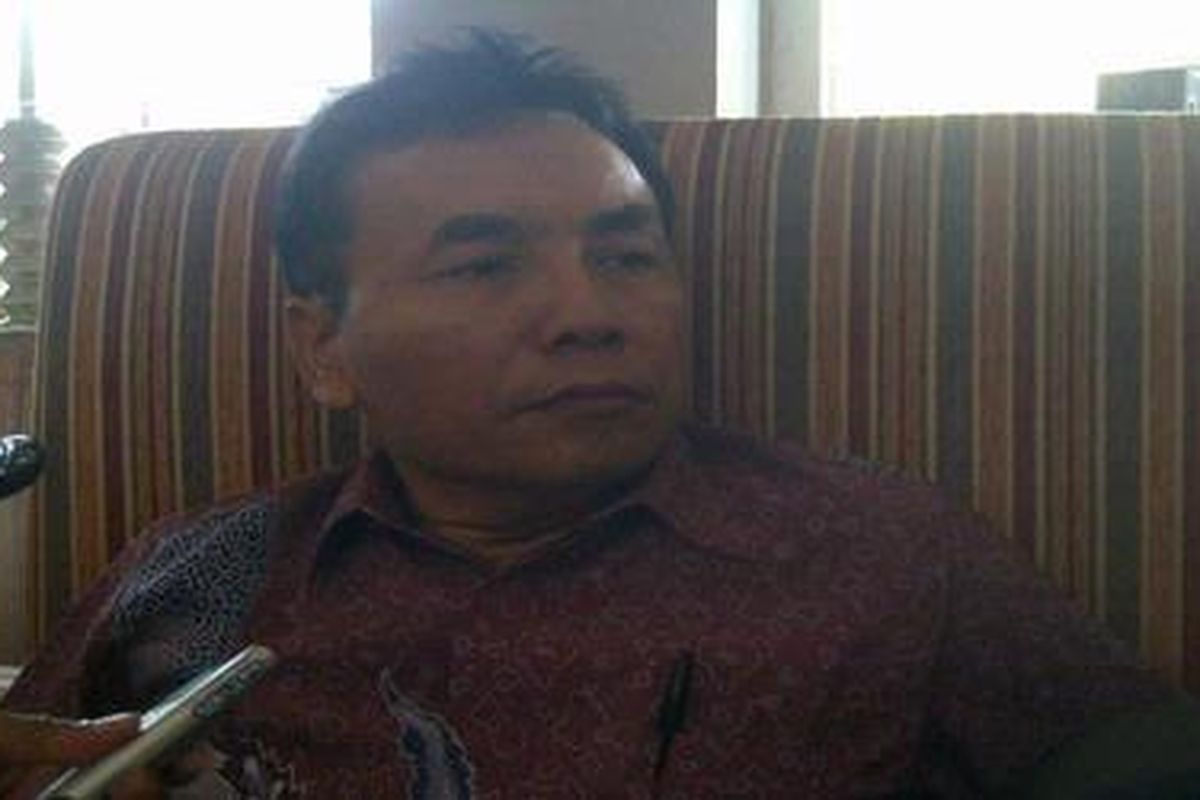Pengamat ekonomi Fakultas Ekonomi Undip Semarang, Prof Dr FX Sugiyanto 