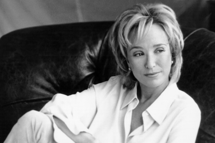 Foto Lirik dan Chord Lagu Bring My Flowers Now Tanya Tucker