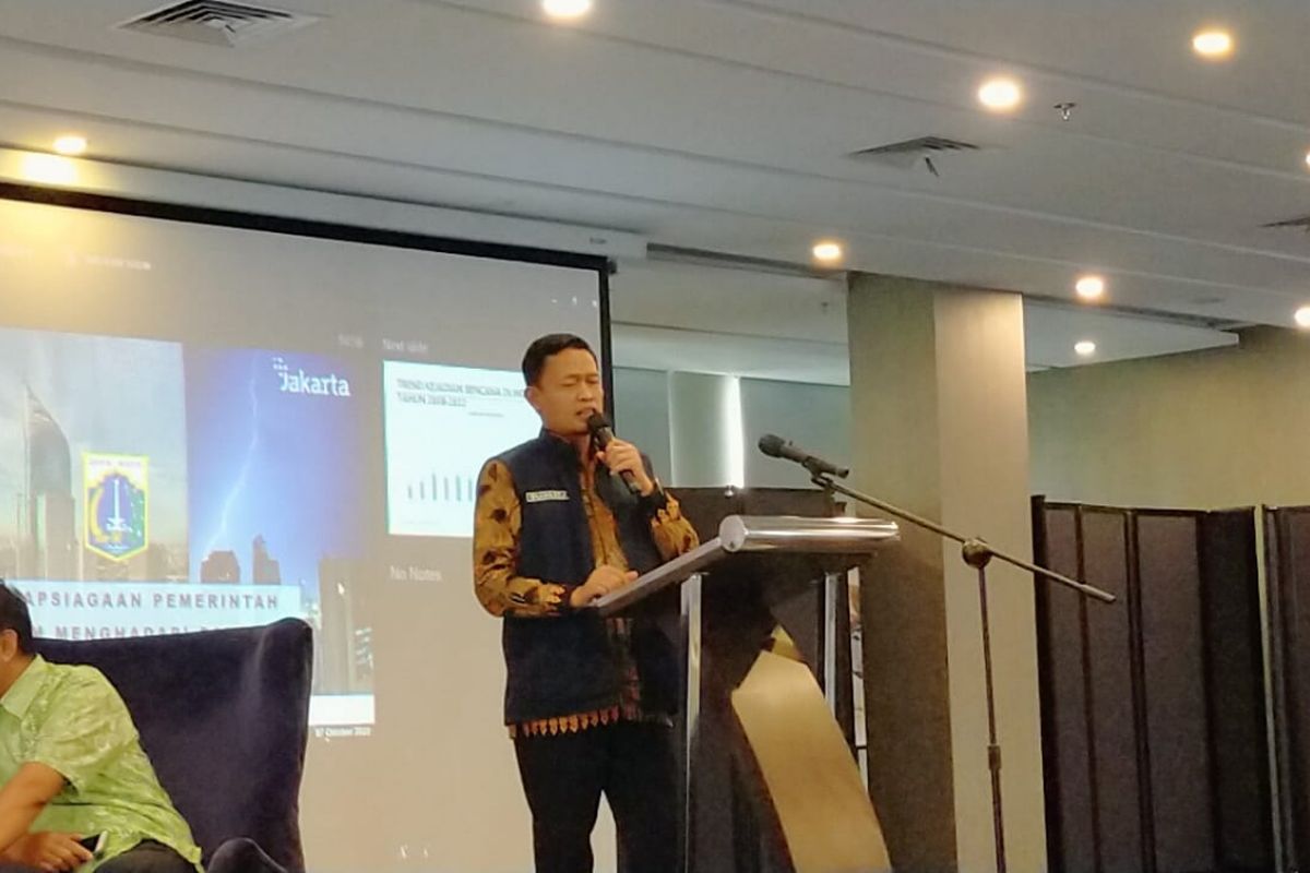 Kepala Badan Penanggulangan Bencana Daerah (BPBD) DKI Jakarta Isnawa Adji saat menjadi pembicara di Roundtable Discussion bertema Musim Hujan dan Keselamatan Warga di Jakarta Pusat, Kamis (27/10/2022).