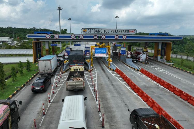 Libur Panjang Kenaikan Yesus Kristus, 118.599 Kendaraan Masuk Sumatera Lewat Tol