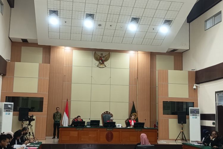 Dokter Tifa Sebut BAP yang Diterima Baru 80 Sentimeter, padahal Tebalnya 1,5 Meter