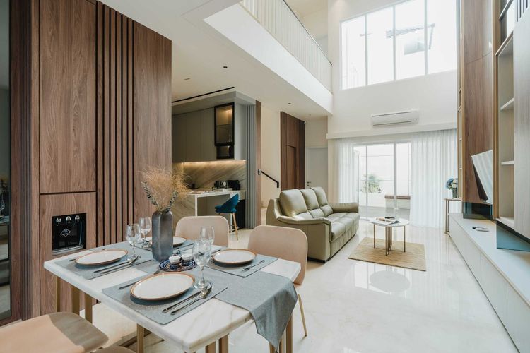 Ruang makan dan ruang keluarga modern minimalis karya Arkilens 