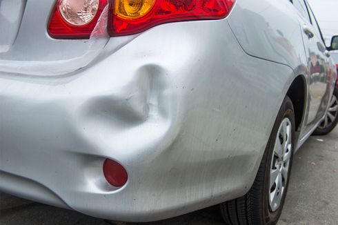 Kenali 10 Teknik Perbaikan pada Bodi Mobil yang Penyok