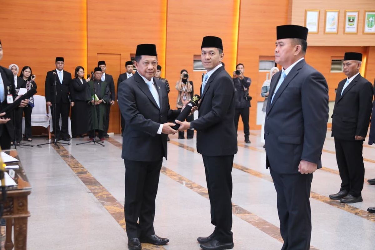 Pelantikan pejabat pimpinan tinggi pratama dan pejabat administrator di lingkungan Kementerian Dalam Negeri (Kemendagri) yang berlangsung di Gedung Sasana Bhakti Praja (SBP), Kantor Pusat Kemendagri, Jakarta, Kamis (12/2/2026).