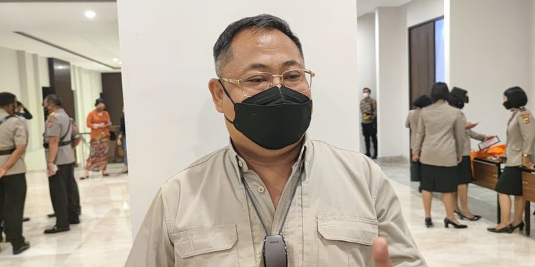 Resmi Diluncurkan Bupati BLT Kesra Tahunan Perdana Paniai Disalurkan,Sinergi Pendataan Jadi Kunci