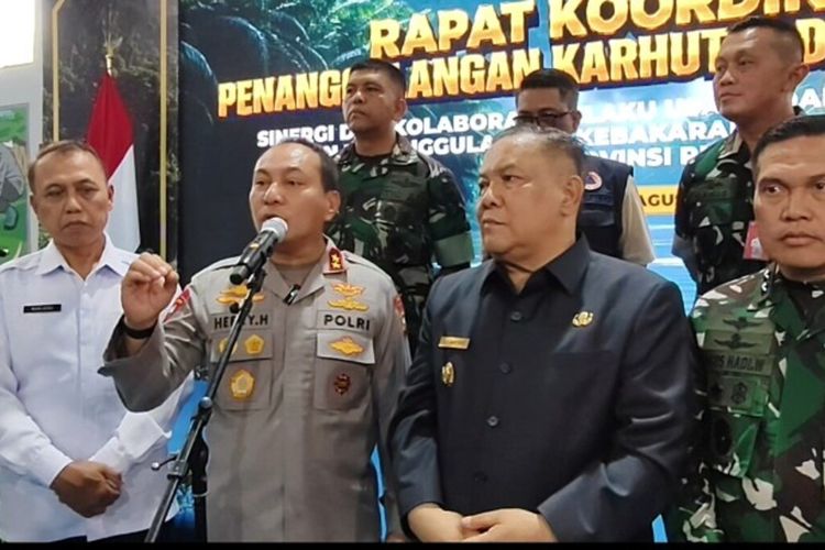 Kapolda Riau: Penanggulangan Karhutla Butuh Peran Semua Pihak, Termasuk Perusahaan