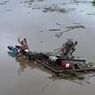 Cerita Wandi, Hanyut di Atas Rakit di Sungai Brantas hingga Bupati Kediri Ikut Teriak, Videonya Viral