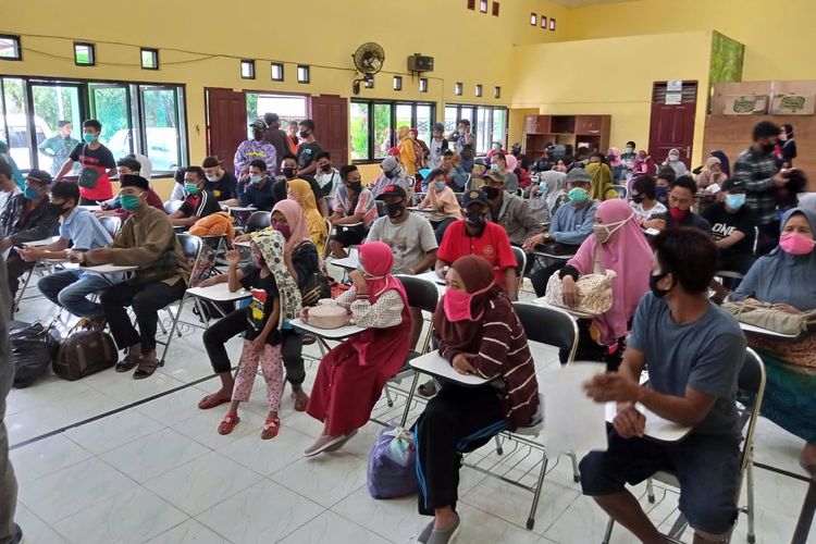 Pendataan terhadap pendatang dari luar pulau Nunukan sebagai antisipasi keberangkatan BMI Unprosedural oleh BP2MI Nunukan.