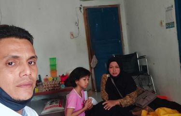 Bocah Azilla Terpaksa Berhenti Sekolah demi Rawat Ibunya yang Sakit