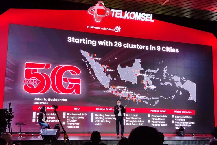 Direktur Network Telkomsel, Nugroho memaparkan 9 kota di Indonesia yang sudah mendapatkan layanan 5G Telkomsel di acara Unlock the Future di Telkom Hub, Jakarat, Kamis (27/5/2021).