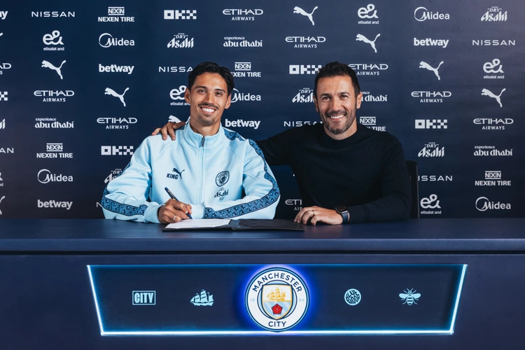 Tijjani Reijnders, pemain keturunan Indonesia yang menjadi rekrutan baru Manchester City.
