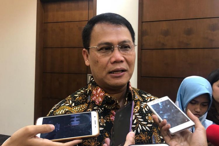 Wakil Ketua MPR Ahmad Basarah di kompleks parlemen, Selasa (13/11/2018). 