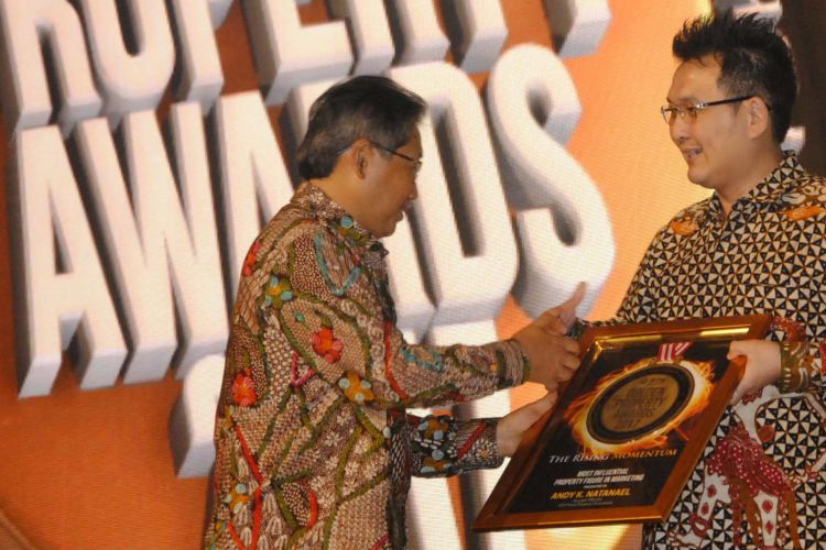 Andy Kesuma Natanael meraih penghargaan kategori “Most Influential Property Figure in Marketing” di ajang BTN Golden Property Awards (BTN GPA) 2017, Senin (11/9/2017) lalu