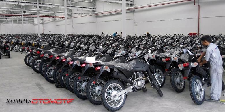 Suzuki DR 200 S pesanan Kepolisian Indonesia siap dikirim, Rabu (14/12/2016)