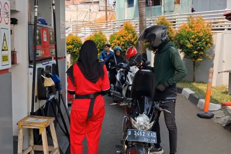 Harga Pertamax Naik Jadi Rp 16.250, Warga Kurangi Isi Tangki