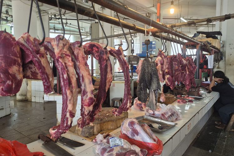 Nestapa Pedagang di Tengah Harga Daging Sapi Melonjak: Diprotes Pembeli hingga Omzet Anjlok