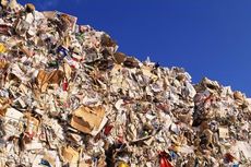 Berita Populer: Dampak China Larang Impor Sampah, hingga Manusia Tertua Wafat