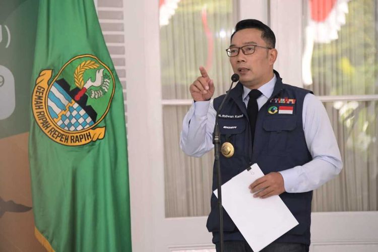 The Governor of West Java Ridwam Kamil spoke at Pakuan Building in Bandung city, West Java on August 6, 2020. 