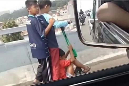 Tanggapan Grab soal Bocah Pakai Otoped Listrik di Jalan Layang Pasupati Bandung