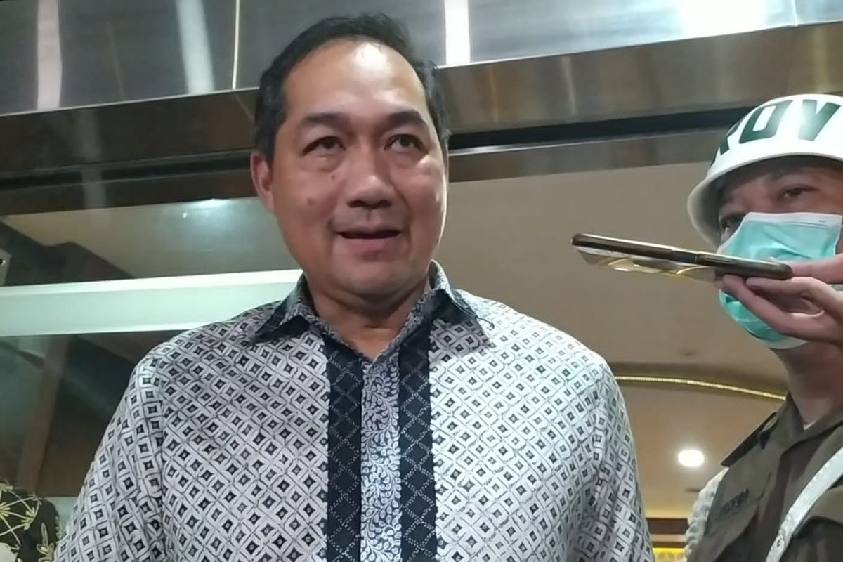 Mantan Menteri Perdagangan (Mendag) Muhammad Lutfi di Gedung Kejagung, Jakarta, Rabu (22/6/2022)