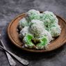 3 Beda Klepon Gianyar Bali dan Klepon Jawa, dari Bentuk sampai Isian