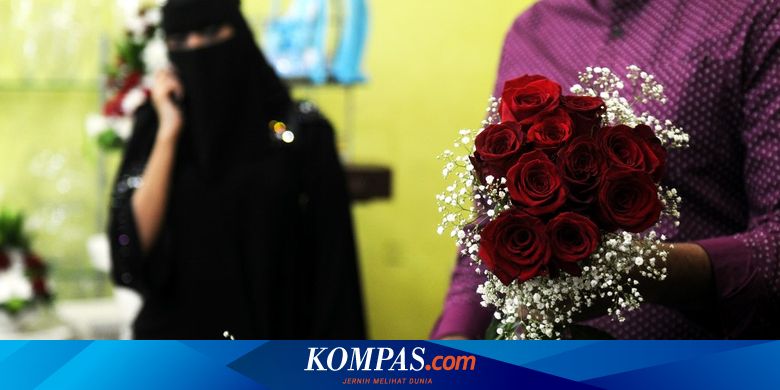 Publik Arab Saudi Bersiap Rayakan Valentine Halaman All Kompas Com
