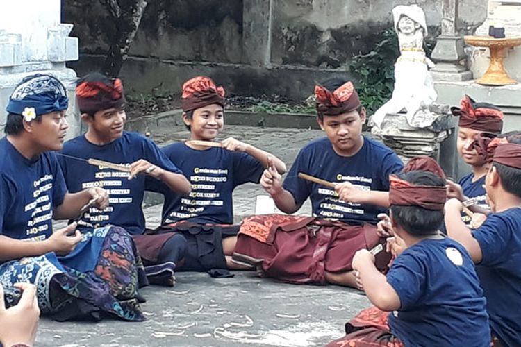 Bangkitnya Seni Genggong di Pegok Sesetan, Apa Sih Genggong? Halaman