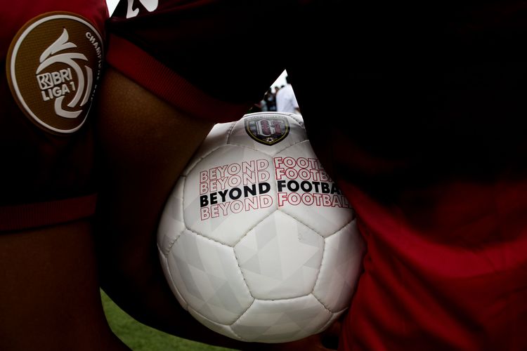 Semboyan dari Bali United`Beyond Football`yaitu lebih dari sekadar sepak bola.