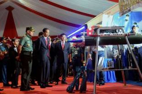 Jokowi Minta Industri Pertahanan Dalam Negeri 