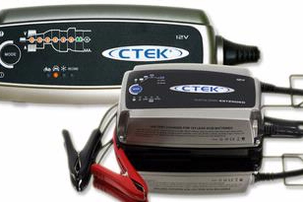 CTEK, selain sebagai charger atau pengecas, juga merawat dan merekondisi baterai yang tidak bekerja maksimal 