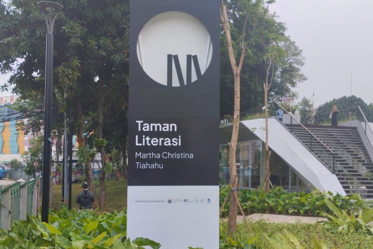 Taman Literasi Martha Christina Tiahahu yang berlokasi di kawasan Blok M, Jakarta Selatan.