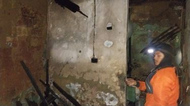 Saksi Ceritakan Detik-detik Warga Selamatkan Korban saat Kebakaran Kontrakan di Bogor