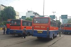 Metromini Kembali Ramaikan Terminal Blok M